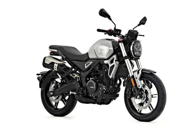 Voge 350 AC silver-1