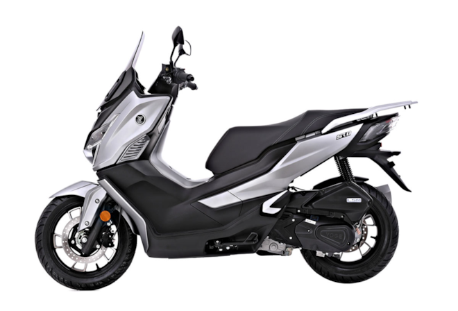 Voge SR1 125i GT Silver-4