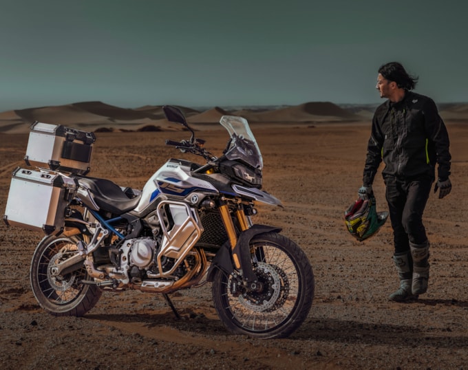 kategorie-moto-voge-adventure