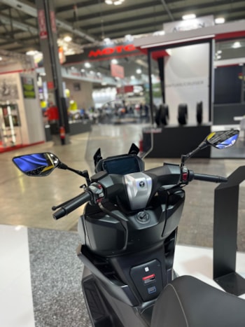 VOGE SR3 250 na výstavě EICMA 2024