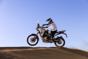 Voge_800_Rally_Akcni_4