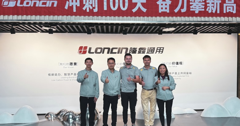 Kvalita čínskejch čtyřkolek a motorek? „Kdybych dostal pětikilo od každýho, kdo prohlásil: Dejte na kapotu logo zavedený značky a nikdo to nepozná, byl bych milionář,“ přiznává Mates z Gorexu