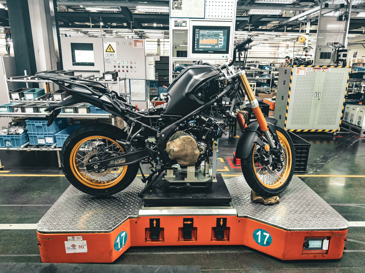 Kvalita čínskych motoriek a štvorkoliek? "Keby som dostal korunu od každého, kto mi povedal: Vymeňte logo za nejakú známu značku a nikto na to nepríde, bol by som boháč,“ hovorí Matěj z Gorexu.