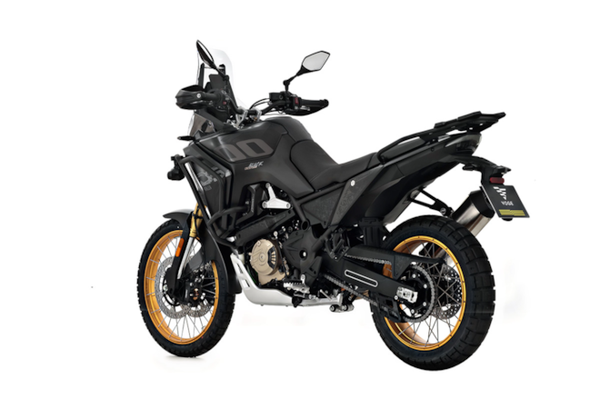 voge-800-rally-black-5