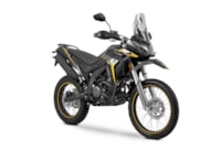 VOGE 300 Rally_Studio_black_2-web