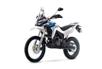 VOGE 300 Rally_Studio_white_4-web