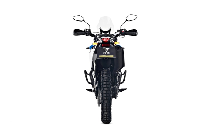 VOGE 300 Rally_Studio_white_7-web