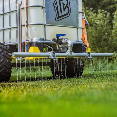 Zavlažovací trubice k vozíku IB