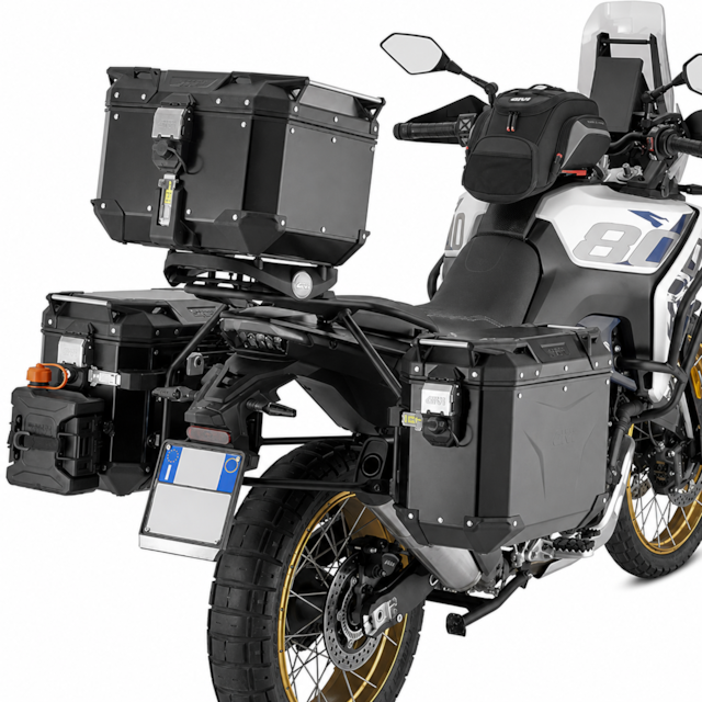 Nosič bočních kufrů GIVI pro Voge 800 Rally, systém MONOKEY / kufry Trekker Outback