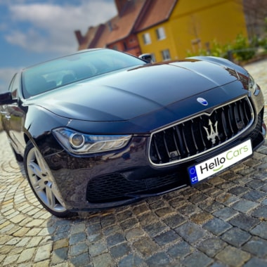 Maserati Ghibli SQ4 3,0 V6, černá metalíza - Benzín