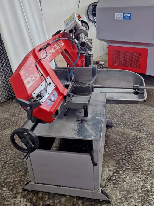 03_bazos_karas_bomar_servis