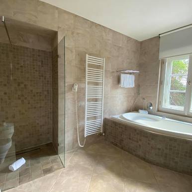 120408666_1122923921571315_7398012906078820457_n