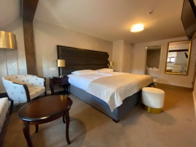 120538005_374279583745389_6613660305929186515_n