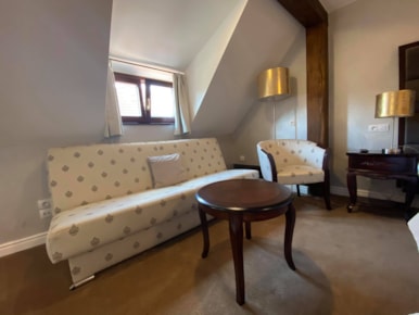 120591846_388111212351160_7195530795331597531_n