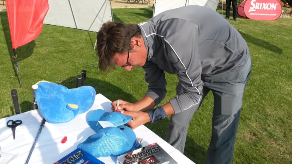 ONDŘEJ LIESER podpis kšiltovky