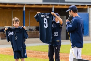 279758102_3988970747894812_4773227825400757786_n