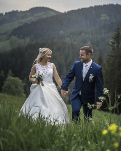 Svatba dobrovolníků s tombolou pro nadační fond Modrého hrocha