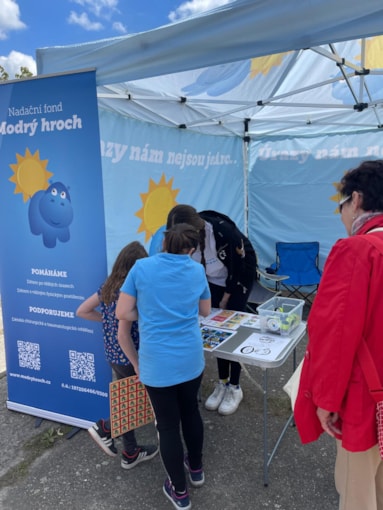 Prohlídka historické i současné automobilové techniky v depozitáři TMB v Řečkovicích