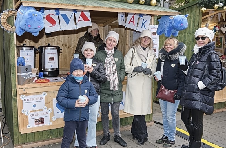 Hroší vánoční stánek u Jošta