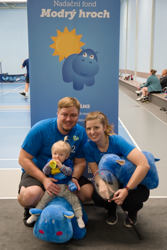 Charitativní badmintonový turnaj Modrého hrocha pro Jenu