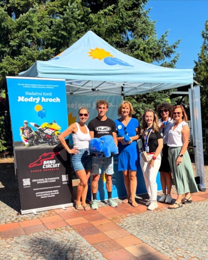 Modrý hroch na závodech Alpe Adria