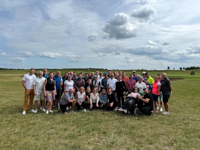 Golfový teambuilding, společenský večer a turnaj na Vinoři