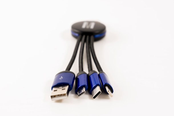 2-kabel4v1_svit%C3%ADci1