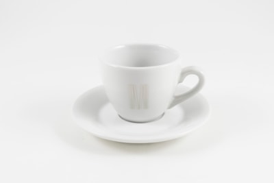 Porcelain cup M with saucer