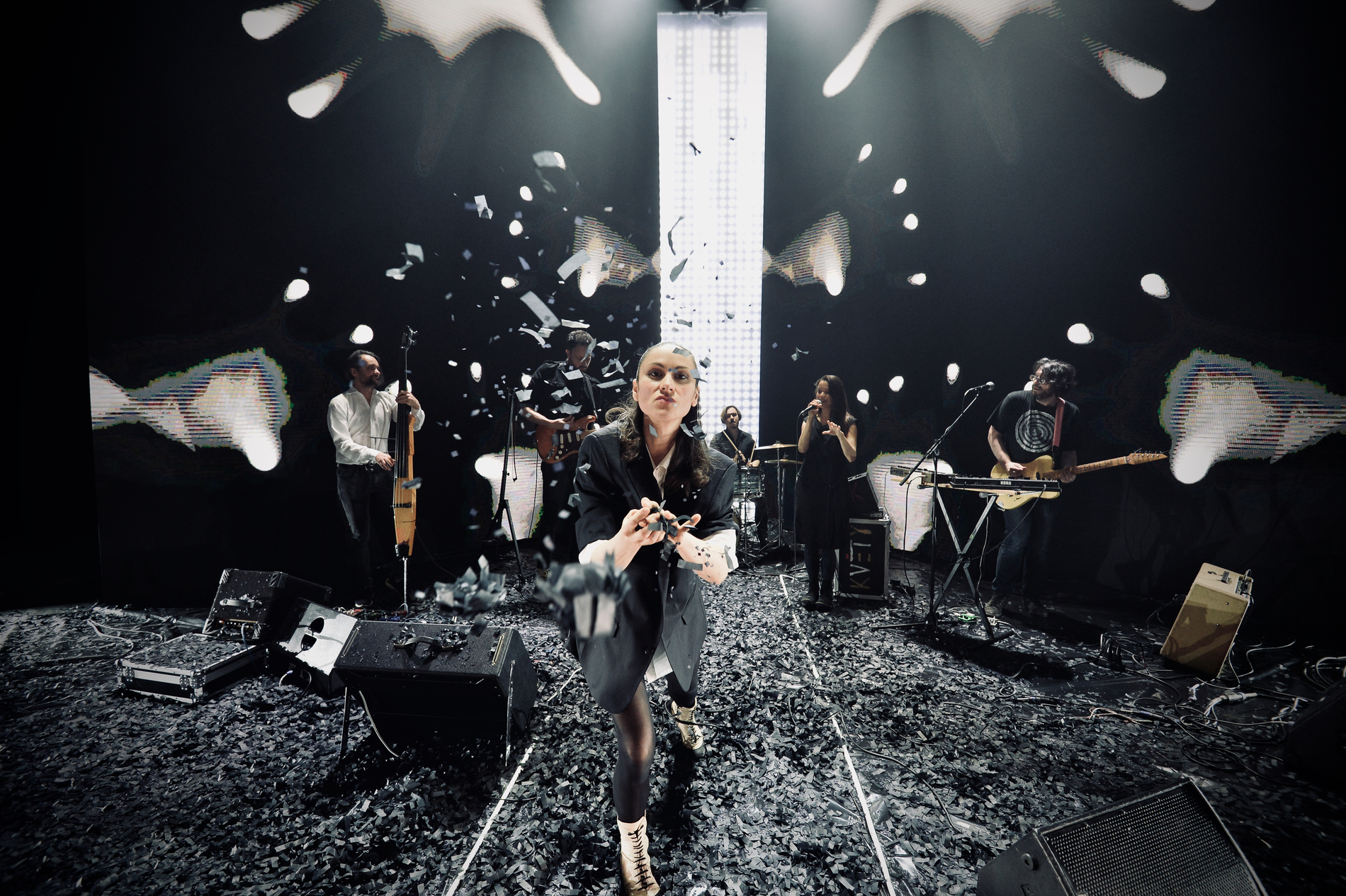 KONCERT: LENKA DUSILOVÁ feat KVĚTY