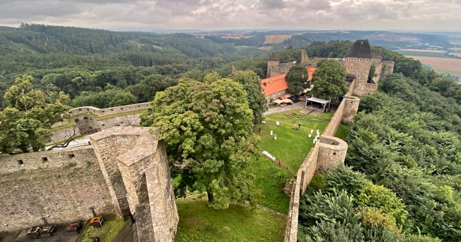 HELFŠTÝN V BŘEZNU OTEVŘE SVÉ BRÁNY TURISTŮM