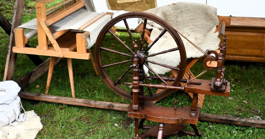 HELFŠTÝNSKÉ ATELIÉRY NABÍDNOU PŘEHLÍDKU MUZEJNÍCH PROFESÍ I STŘEDOVĚKÝCH ŘEMESEL