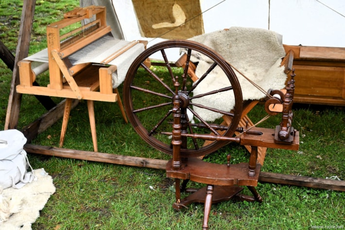 HELFŠTÝNSKÉ ATELIÉRY NABÍDNOU PŘEHLÍDKU MUZEJNÍCH PROFESÍ I STŘEDOVĚKÝCH ŘEMESEL
