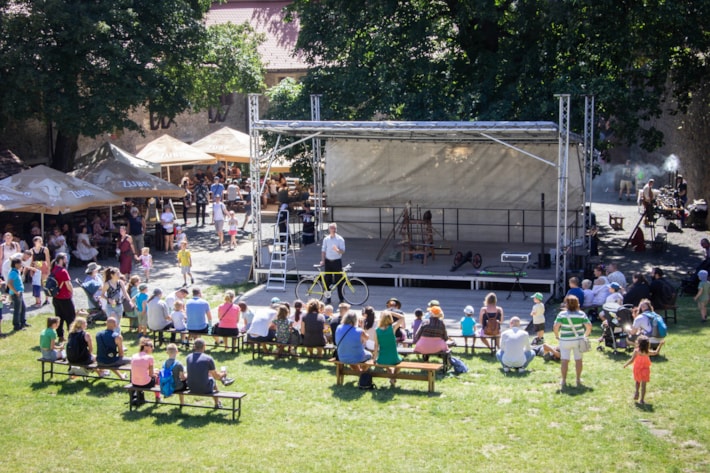 HRADNÍ POUŤ ODSTARTUJE PRÁZDNINOVÉ DĚNÍ