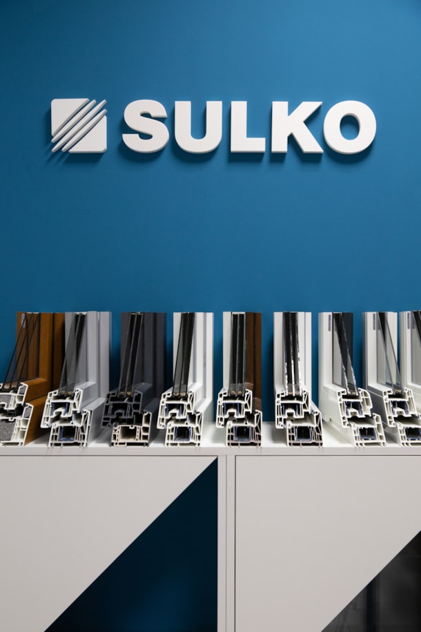 f. Sulko - slavnostní otevření nové prodejny 