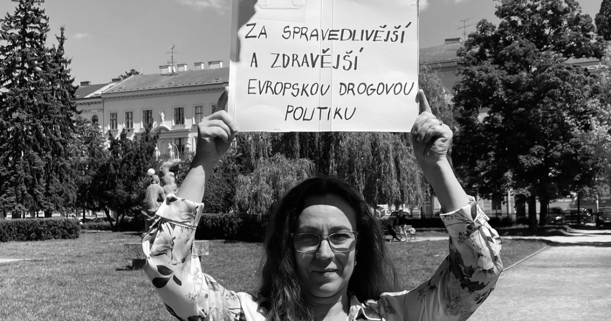 Válka proti drogám není cesta. Připojili jsme se k Manifestu politiky v oblasti závislostí pro volby do Evropského parlamentu