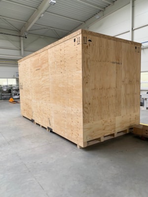 Dřevěná exportní bedna vyrobená na míru podle IPPC standardu