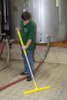 Ergonomická násada, hliník 1510 mm, Vikan 29376 žlutá