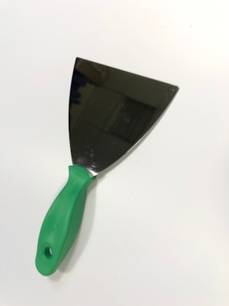 Ocelová škrabka s detekovatelnou rukojetí 12 cm, 78102-5, zelená (náhrada za P2359-5)