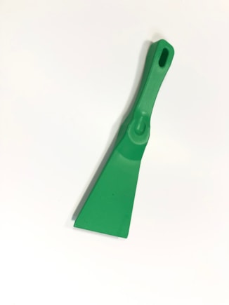 Detekovatelná škrabka s rukojetí 7,5 cm, zelená 72904-5 (nahrazeno P0187-5)