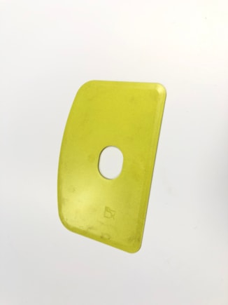 Detekovatelná pružná škrabka s otvorem 14,5 cm 71910-4 žlutá (náhrada za P1843-4)