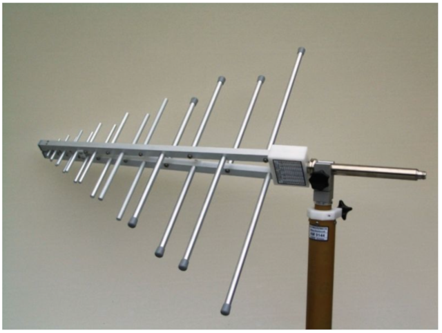 VUSLP 9111 Log Periodic Antenna