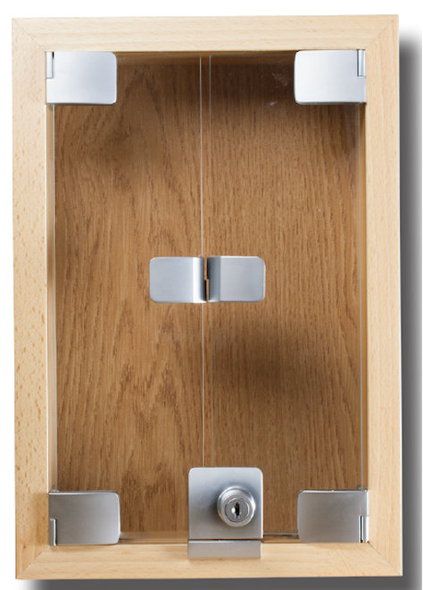 3-Square%20skrinka_dve_kridla_zamek_dole