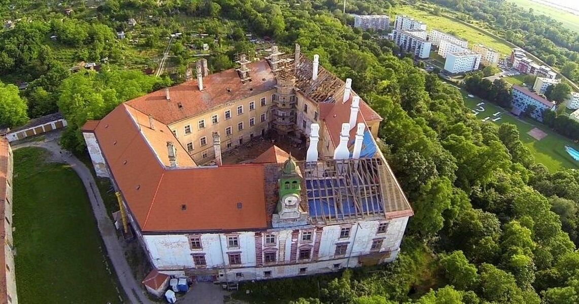 Zámek Hlohovec SR