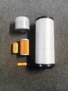● Sada filtrů SFTS 120 na Yanmar US32D