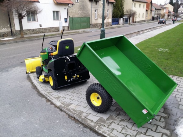 1-klasika-john-deere
