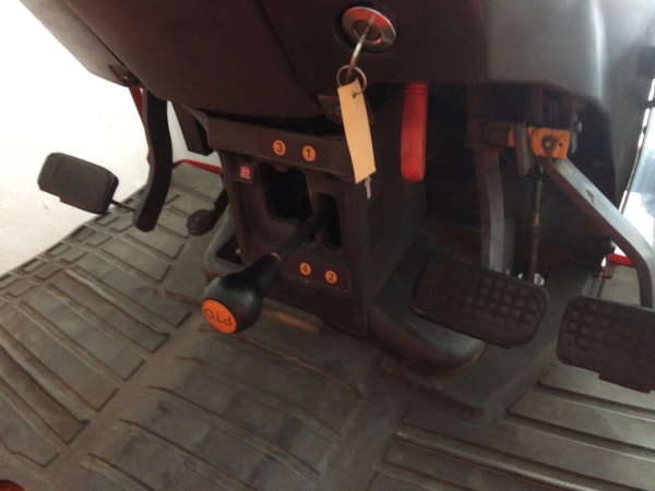 13-C9C89989-665D-422D-A3C4-05827B5FBF11