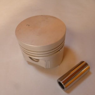 Píst Kubota D950 STD 75mm