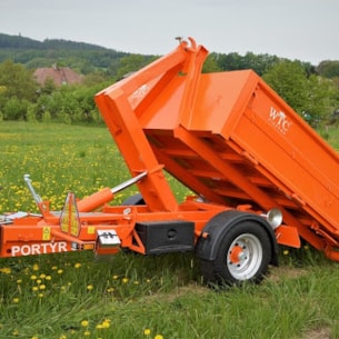 Traktorový nosič kontejnerů Portýr 4.3