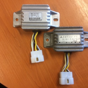 Regulátor napětí 5-pin Mitsubishi K2A (komatsu)