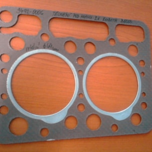 Těsnění pod hlavu Kubota 2V Z500